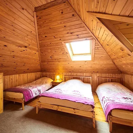 Letniskowe Jerutki Lodge *