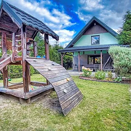 Letniskowe Jerutki Lodge *
