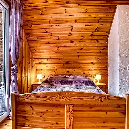 Letniskowe Jerutki Lodge